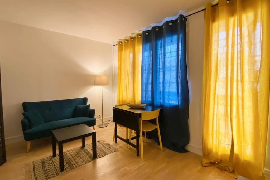 Beau Studio Cosy Et Calme - Face A La Gare De Rosny-Sous-Bois - 20Mn De Paris Et Disneyland Eksteriør bilde